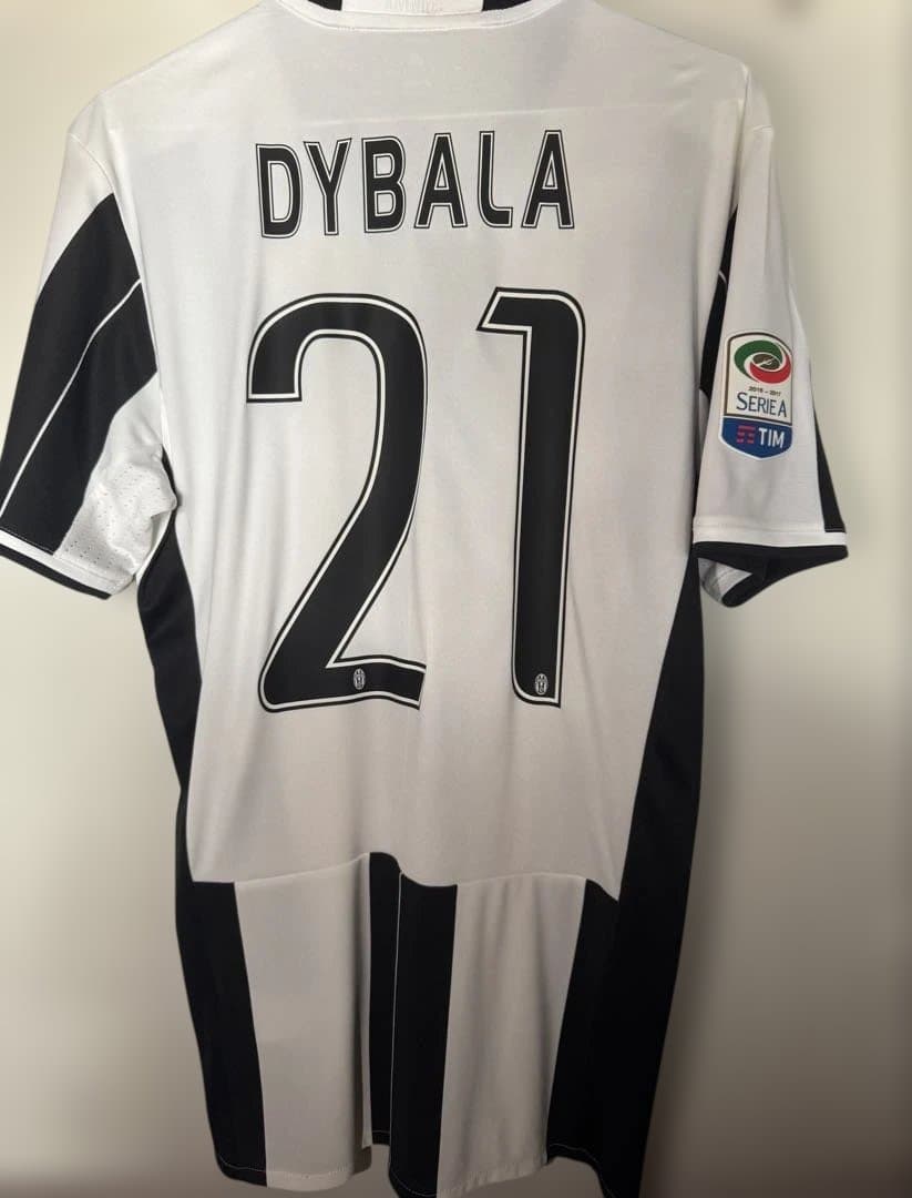 セリエA 旧ロゴユヴェントス ディバラ ユニフォーム