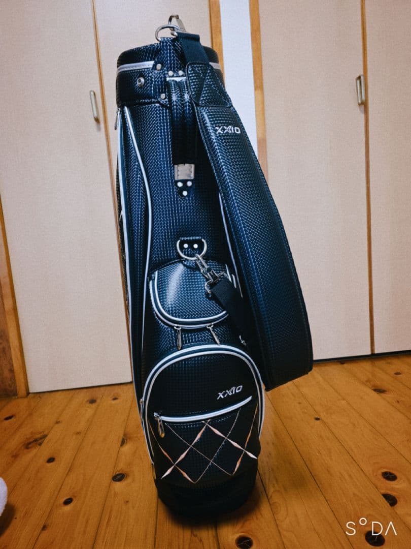 XXIO ゴルフバッグ・キャディバッグ ブラック
