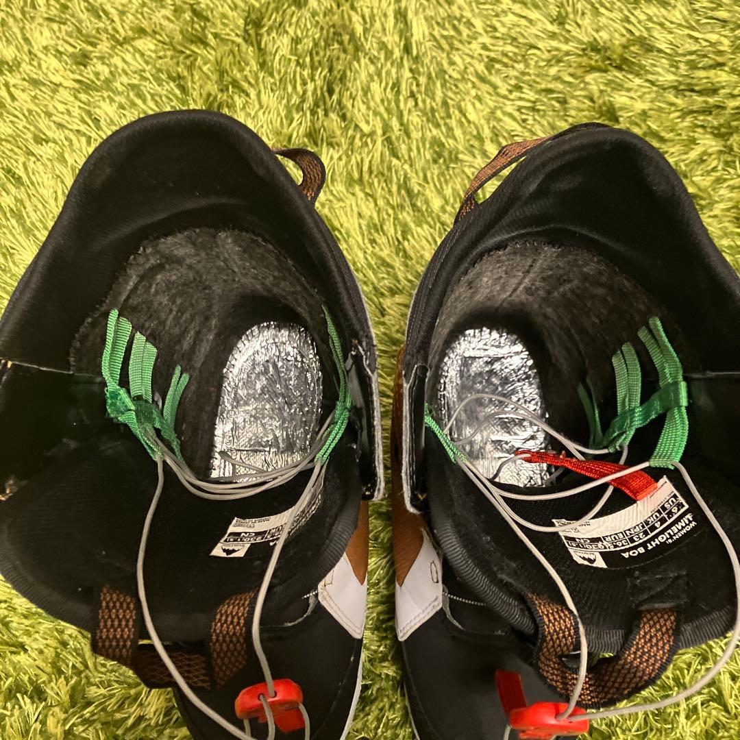 BURTON ライムライト23