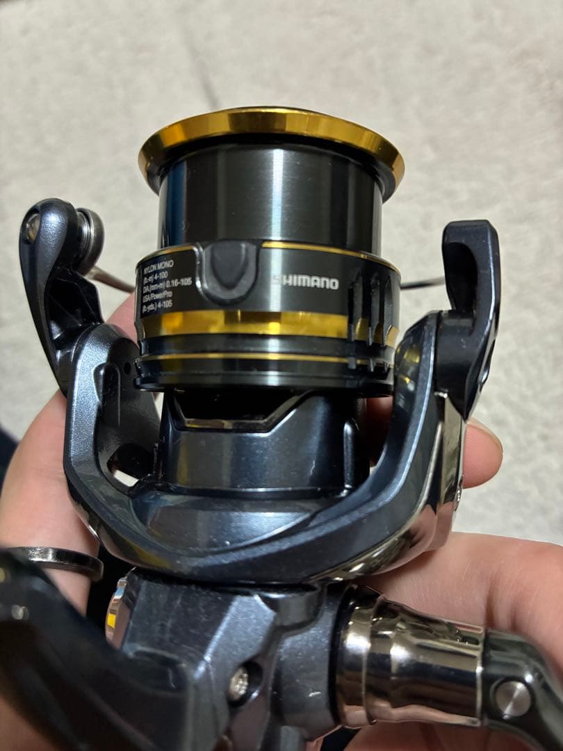 最終値下げ！SHIMANO アルテグラC2000SHG スピニングリール