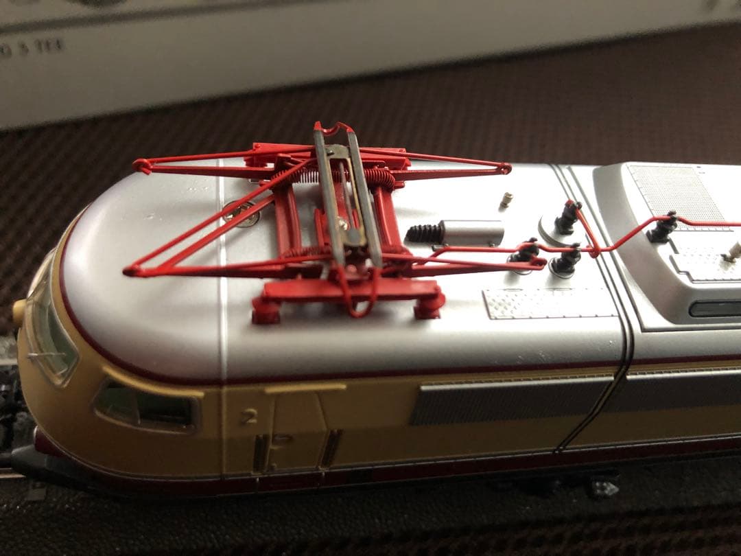 鉄道模型　メルクリン 39573 E103(03)TEE色　ドイツ　デジタル