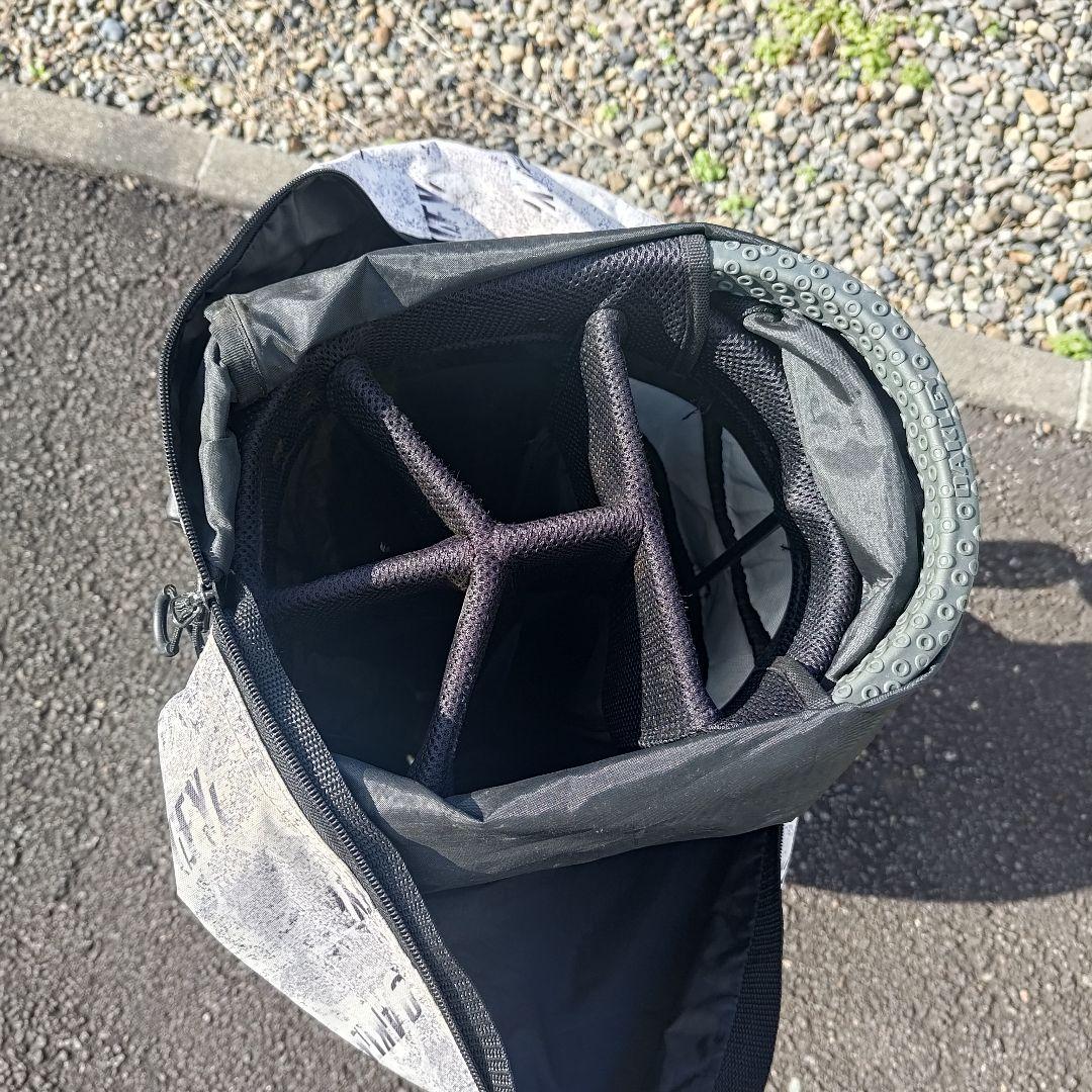 Oakley スタンド付きキャディバッグ ホワイト/グレー