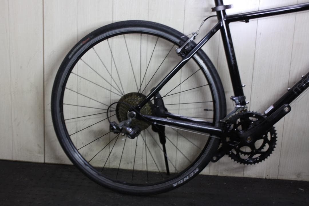 GIANT-MOMENTUM iNEEDZ-5AIR 700C 16速480mm