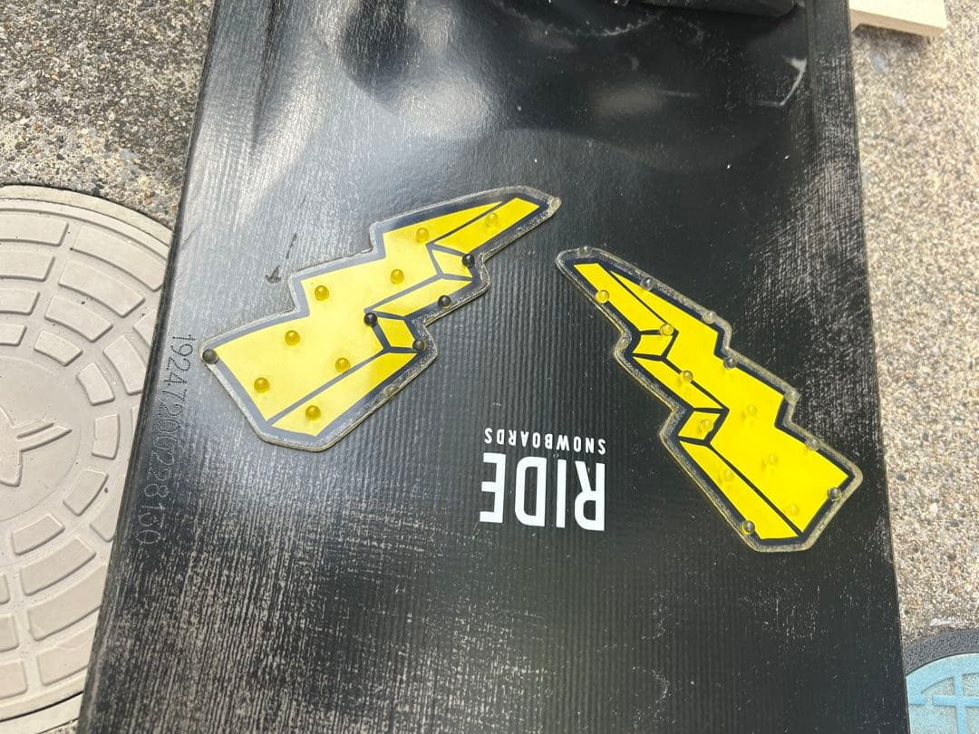 【さらにお値下げ】キッズスノーボード8点セット、ボードRIDE130cm他