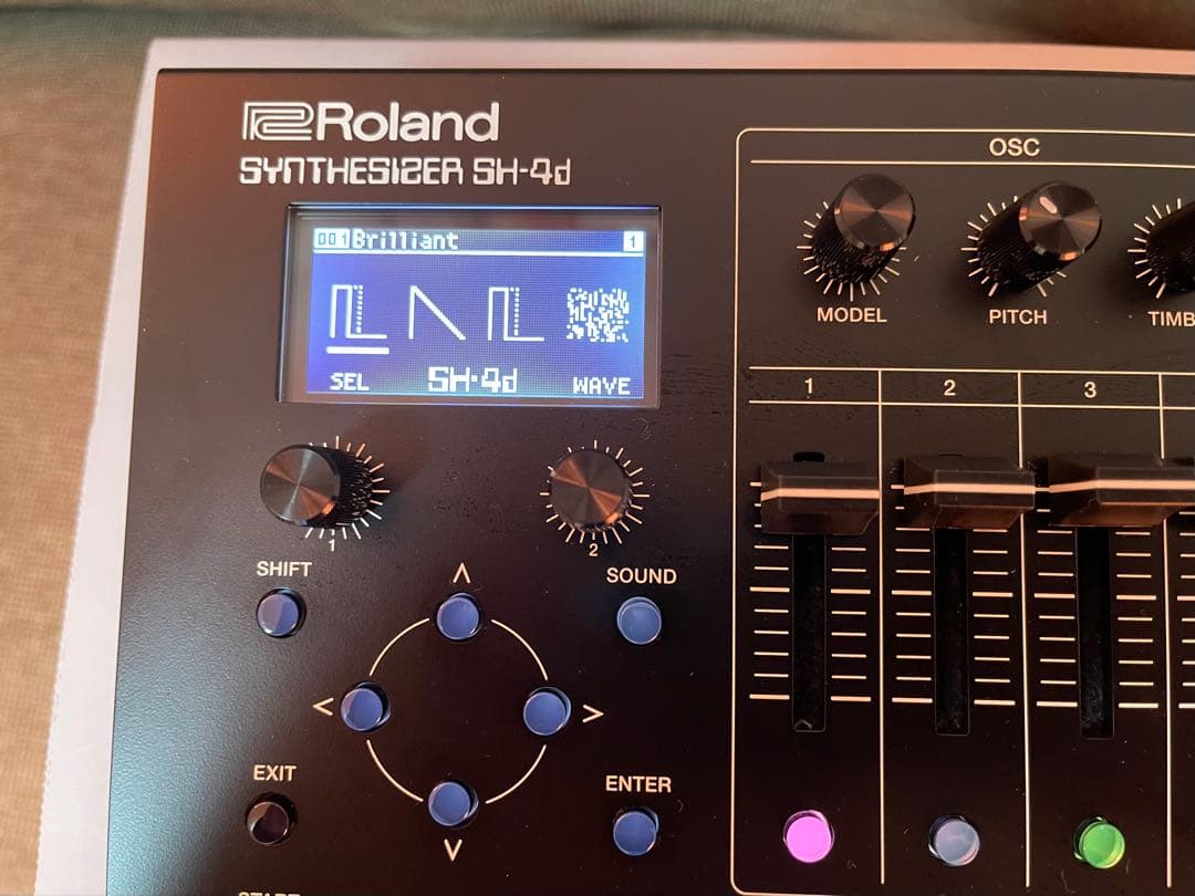 Roland SH-4d デジタルシンセサイザー