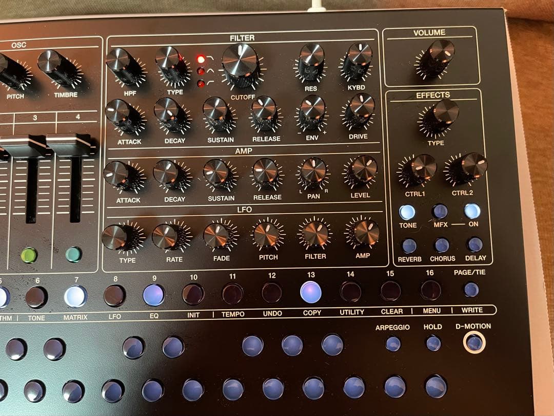 Roland SH-4d デジタルシンセサイザー