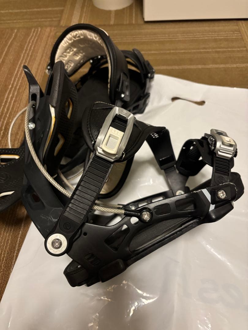 FLOW NX2 リアエントリー スノーボードビンディング ブラック