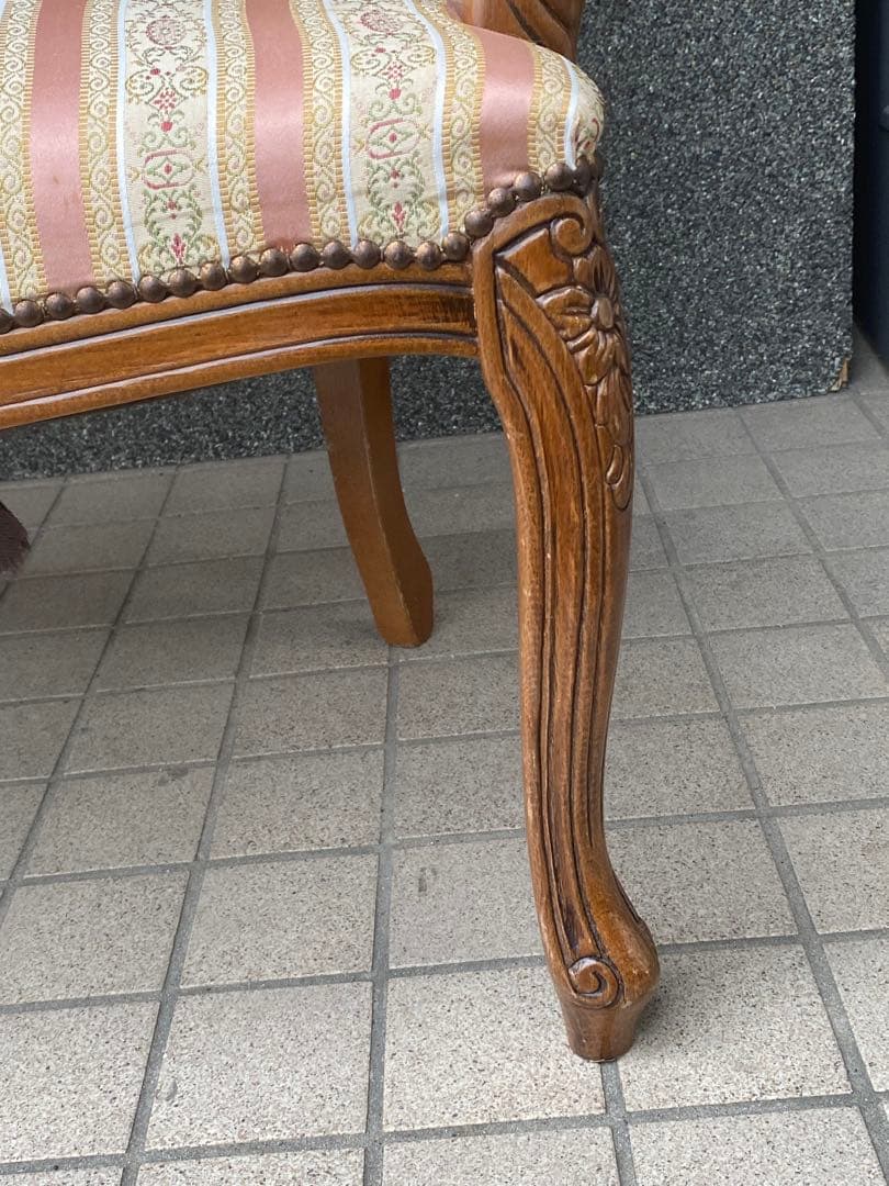 イタリア製♦️鋲留 彫刻 猫脚 高級ラブソファ♦️希少カラー　オレンジ 花柄♦️送料込