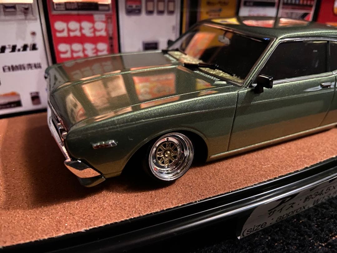 1/24 ローレル 130 カスタム　ジオラマ　旧車　クリアケース付