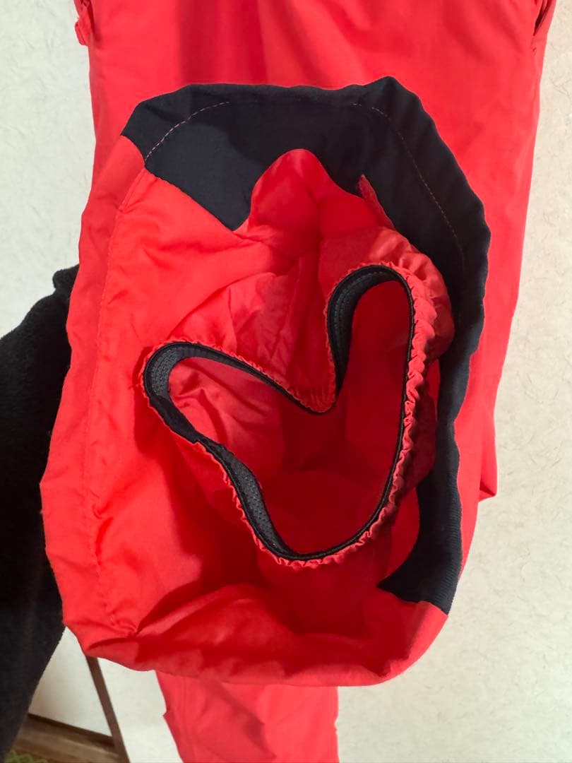 BURTON 子ども用 スノーボードウェア ジャケット＆ビブパンツ(セット)