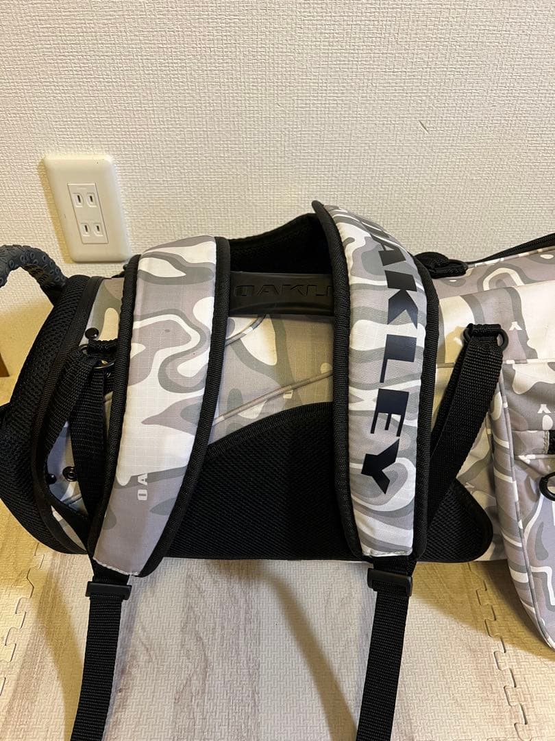 オークリー　スタンド　キャディバッグ