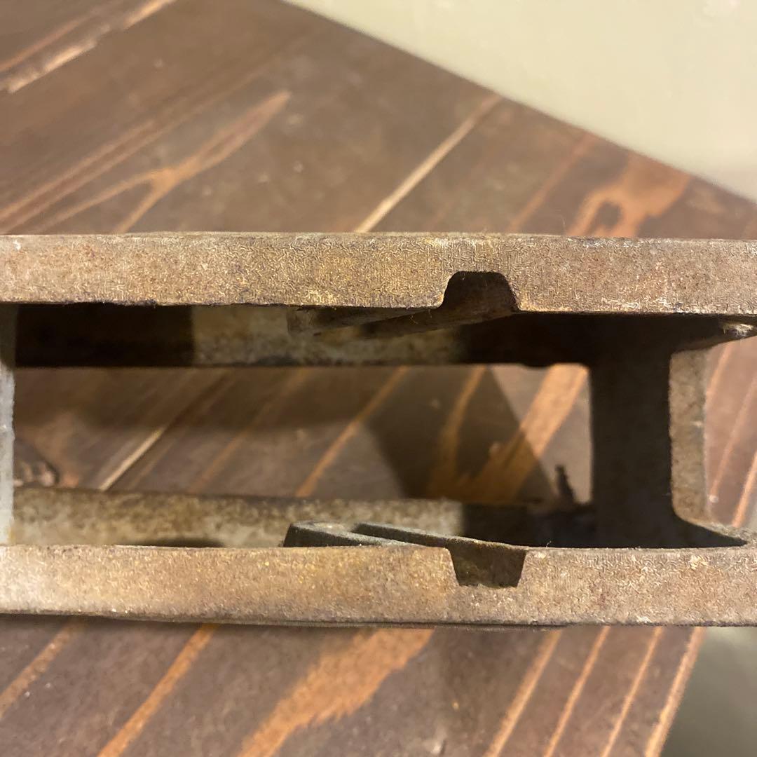 鉄製 文具 テープカッター 昭和レトロ ヴィンテージ　アイアン