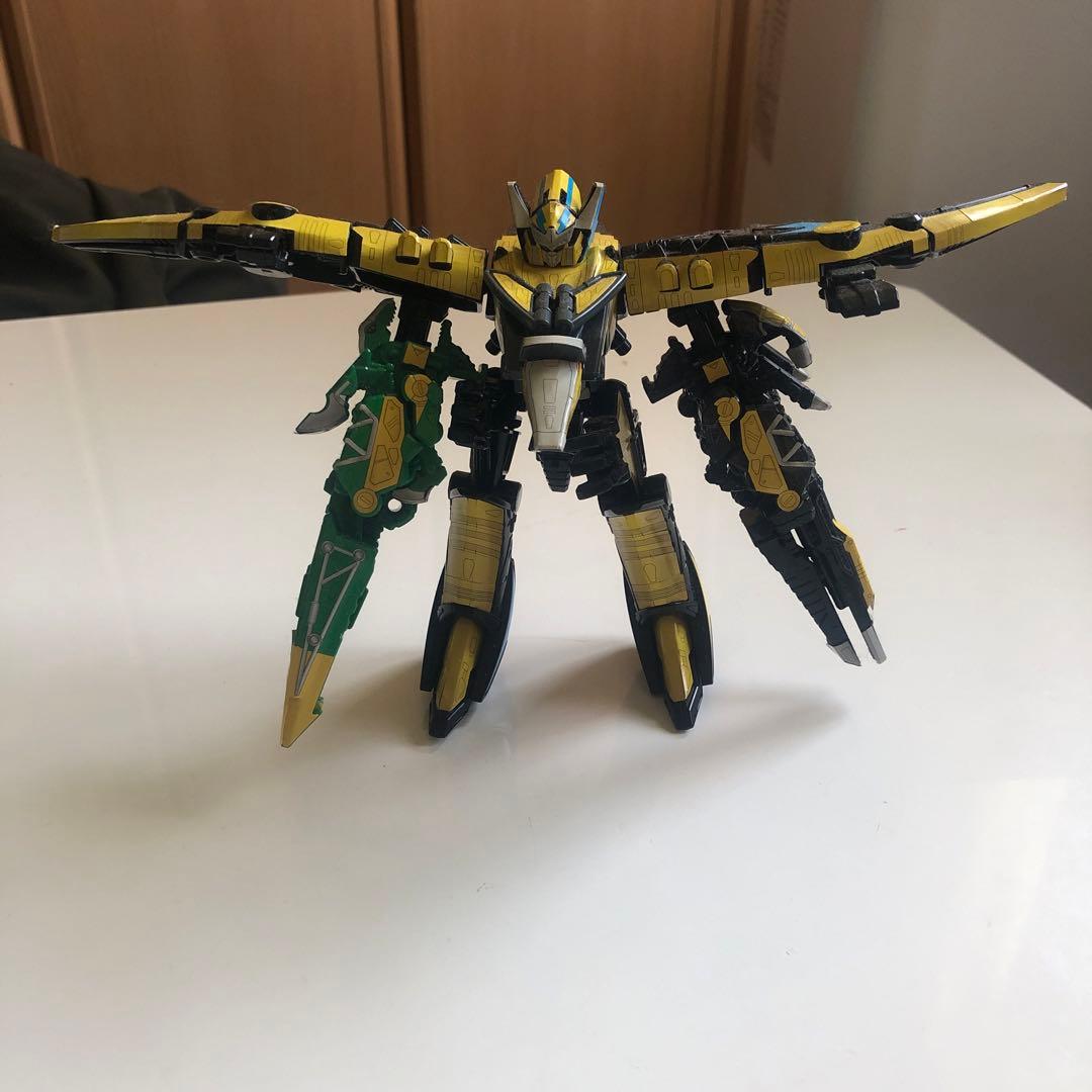 食玩ミニプラ　獣電戦隊キョウリュウジャー　 組立済品　バラ売り不可