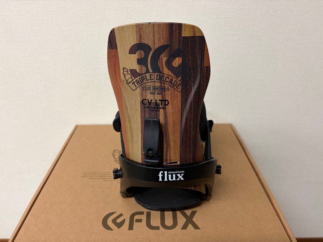 FLUX F23CVST ビンディング ブラック