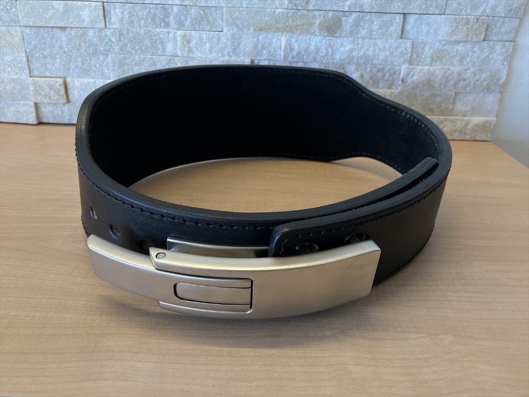 トレーニングベルト レバーアクション パワーベルト ナロースタイル Mサイズ