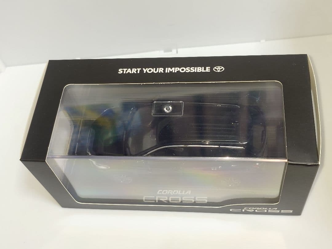 トヨタ カローラクロス 後期 209 ブラックマイカ カラーサンプル ミニカー