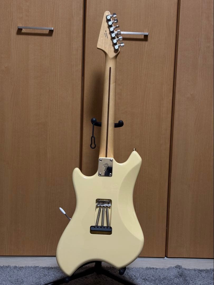 ギター Fender Daiki Tsuneta Swinger