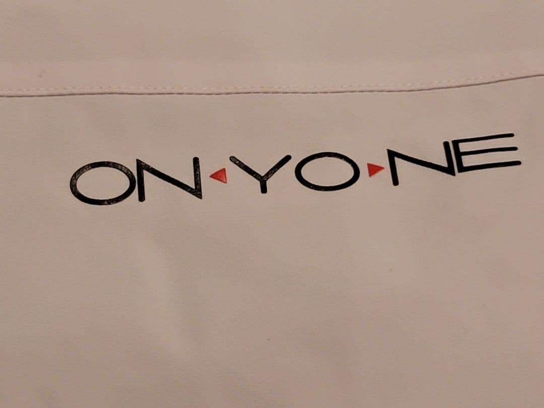 【使用3回】ONYONE スキーウェア ジャケットM、パンツL