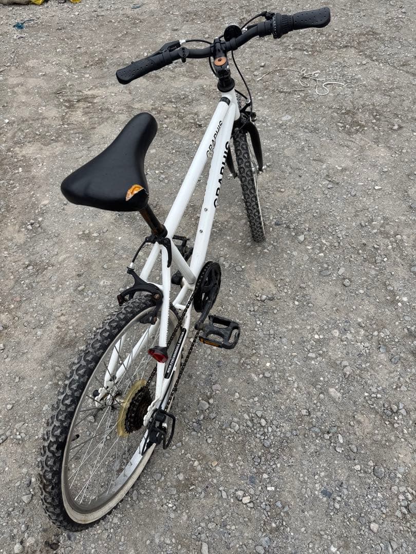 GRAPHIS クロスバイク ホワイト