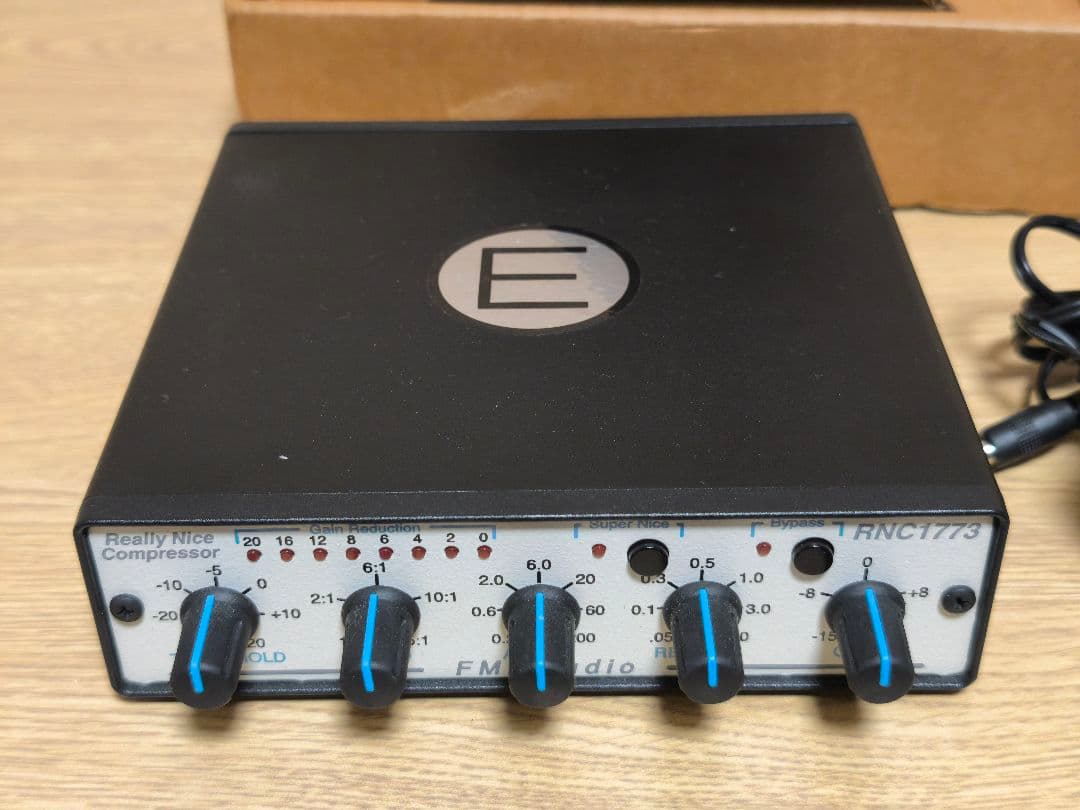 FMR AUDIO RNC1773E ほぼ新品