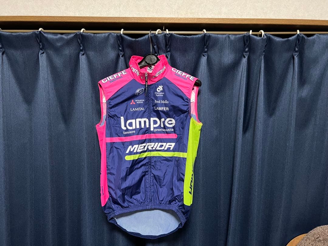 プロ支給品 lampre merida ランプレメリダ ジレ Sサイズ