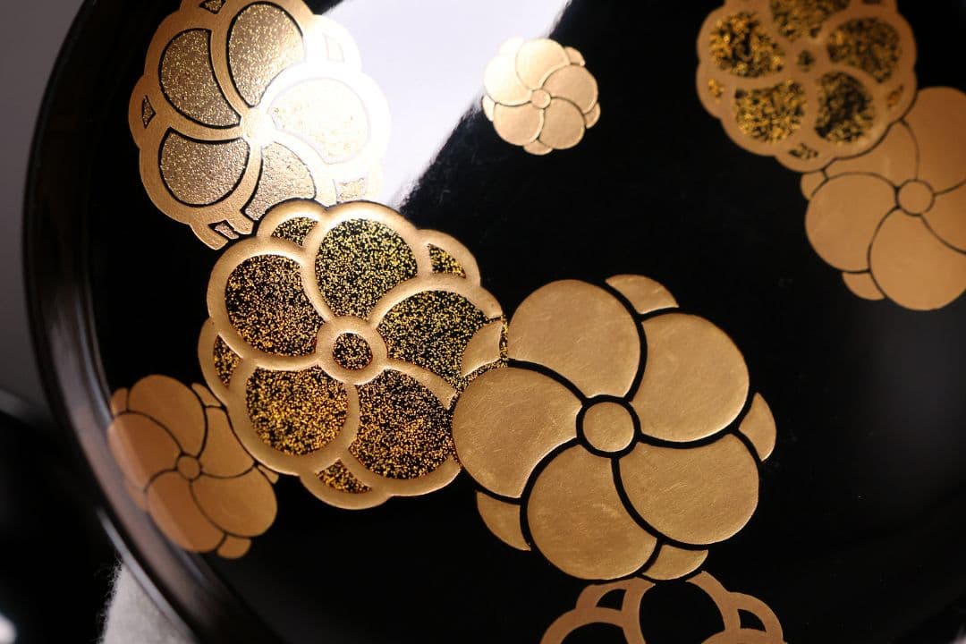 漆芸 木製漆器 捻り梅 金蒔絵 黒塗 御椀 二客 茶懐石道具【MA774】
