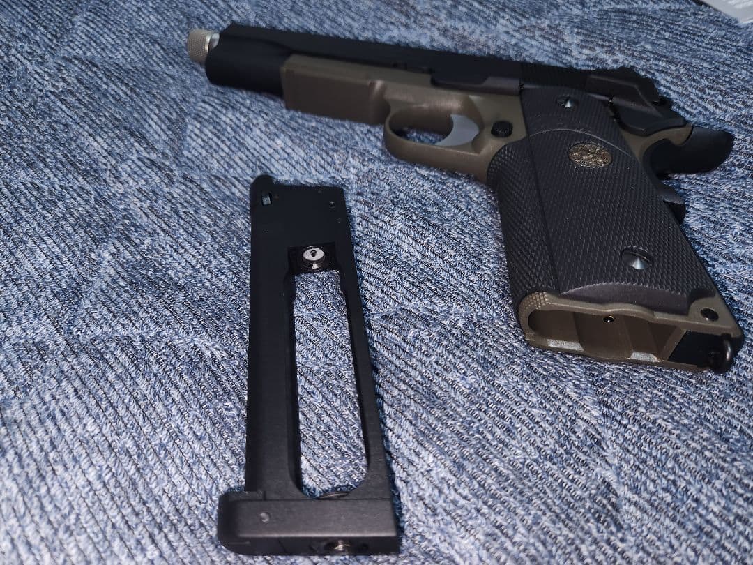 carbon8 MODEL45co2　フオートレスチャンバーチューンカスタム新品