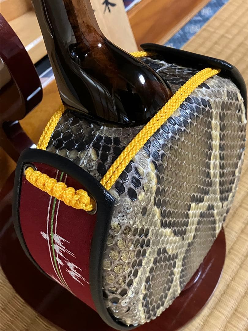 沖縄三線最高峰八重山黒木与那城型ウズラ➖トラ模様本皮一枚張りスンチ塗り限定出品