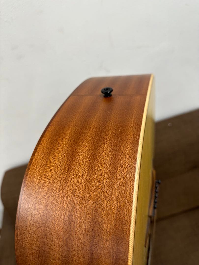 ⑦【美品】LAG Tramontane ギター　T70A エレアコ