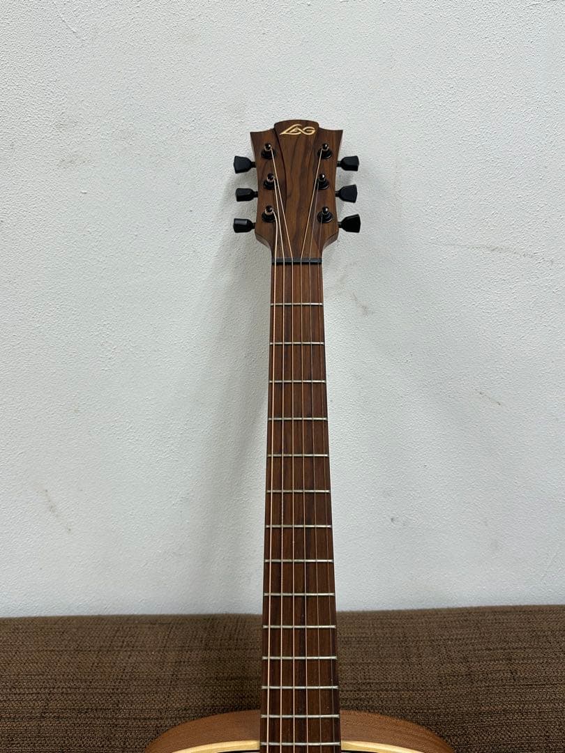 ⑦【美品】LAG Tramontane ギター　T70A エレアコ