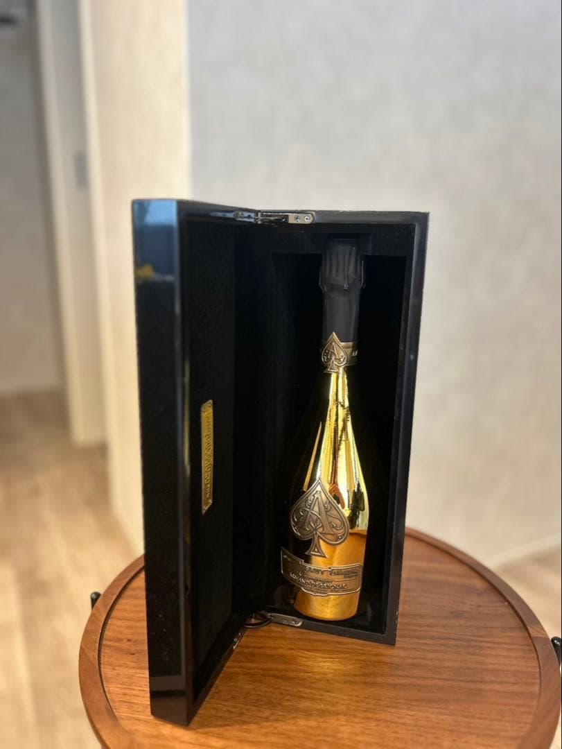 Armand de Brignac シャンパン 750ml ゴールド【箱付き】