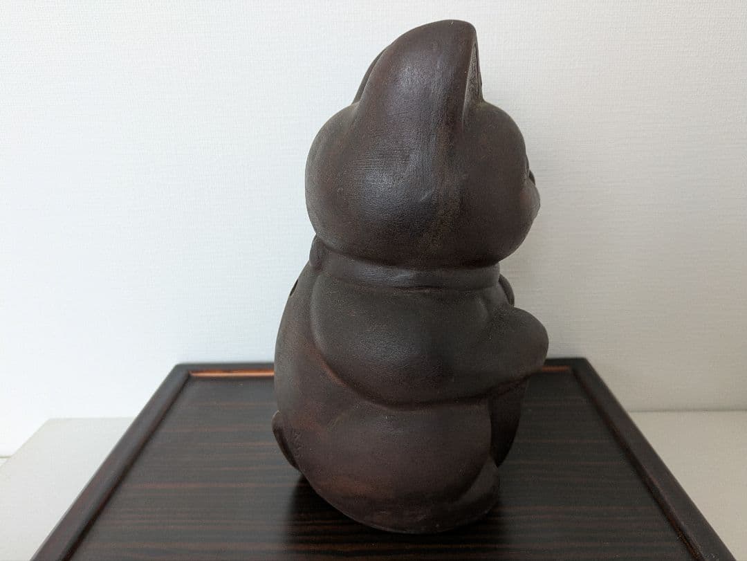 古備前　招き猫　銘有　在銘　置物　備前焼　まねき猫　陶器製