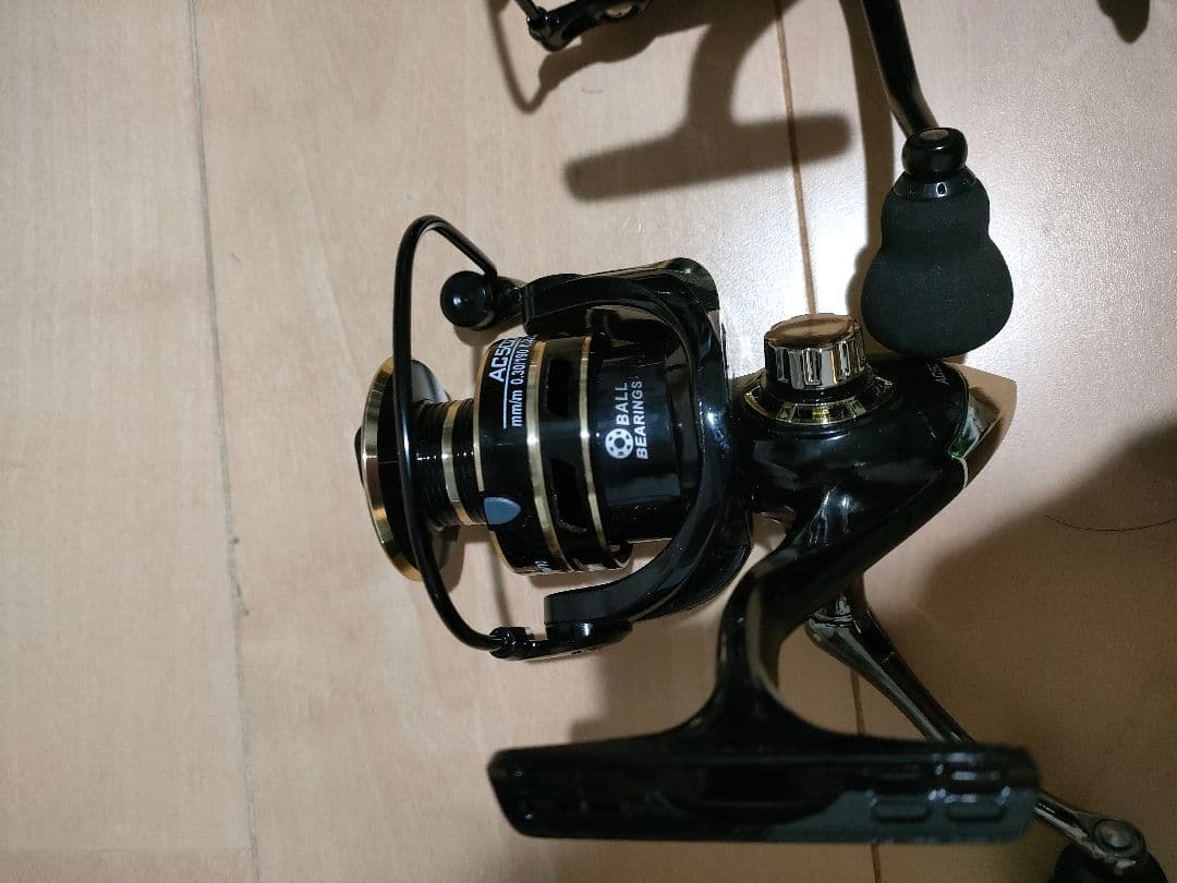 スピニングリール 8個セットブラックバス、大型〜中型　海釣り　ブラックバス