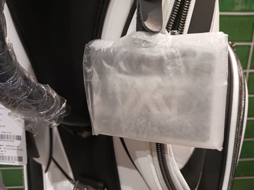 【未使用・正規品】PXG キャディバッグ ホワイト×ブラック