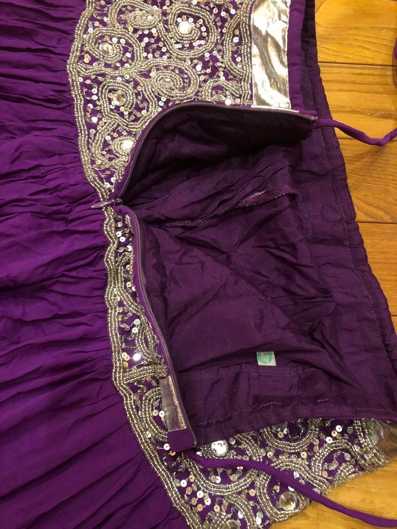 【本格インド衣装】レヘンガ・チョリ 3点セット（パープル×シルバー）