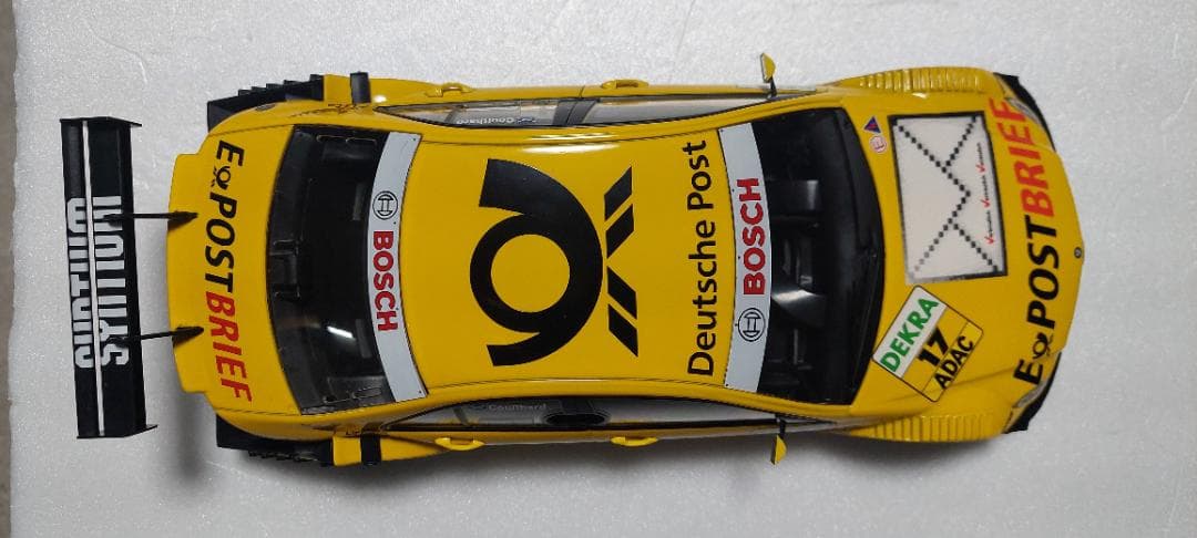 ミニカー 1/18ベンツ