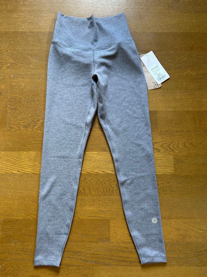 【easyoga】レギンス グレー (新品未使用)