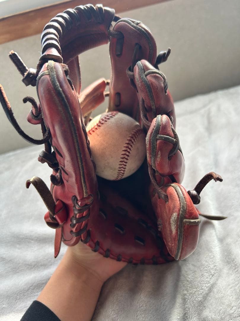 Mizuno ミズノプロ硬式野球内野用グローブ　赤エンジ