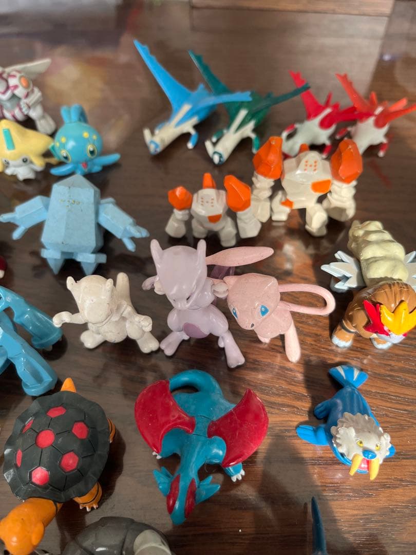 ポケモン フィギュア モンコレ　ソフビ　立体図鑑　など　約70体　まとめ売り