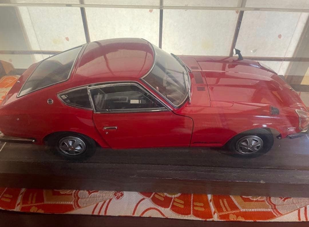 [美品]フェアレディZ S130Z レッド 模型完成品ガラスケース付き