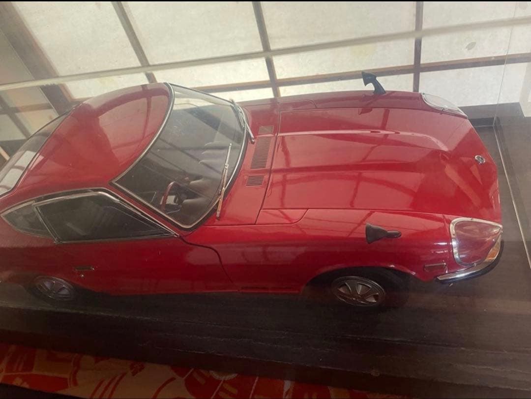 [美品]フェアレディZ S130Z レッド 模型完成品ガラスケース付き