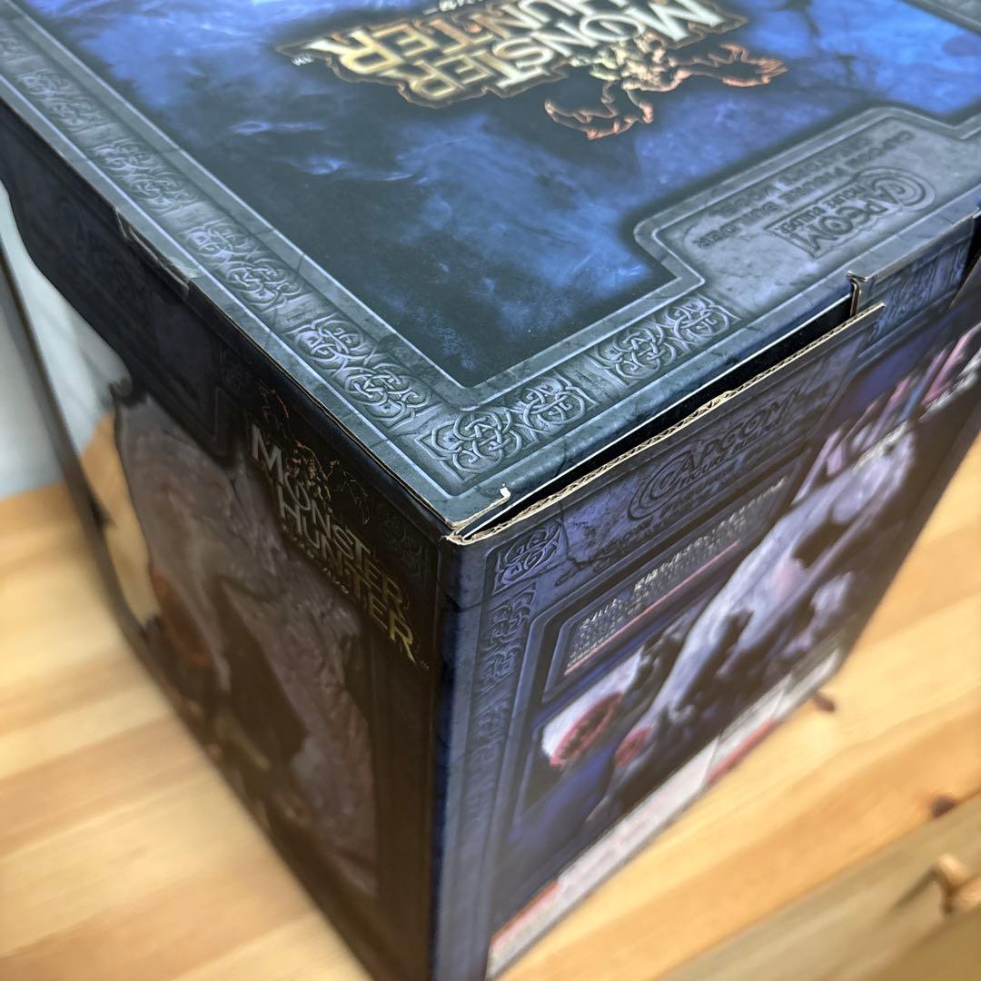 CAPCOM モンスターハンター KHEZU フィギュア　フルフル