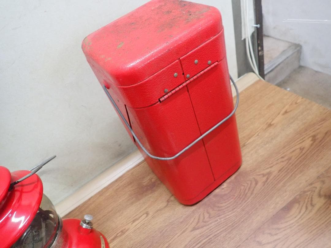 ど*ら様 ビンテージ　コールマン　ガルウィングケース、200A　ランタンセット