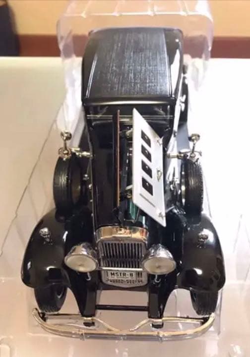 価格変更1/18 オートワールドpeerlessmaster8限定1500台絶版