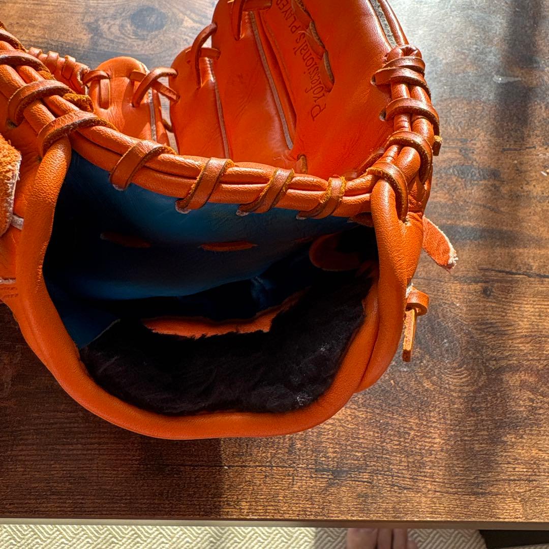 【新品同様】ハイゴールド　軟式投手用グラブ