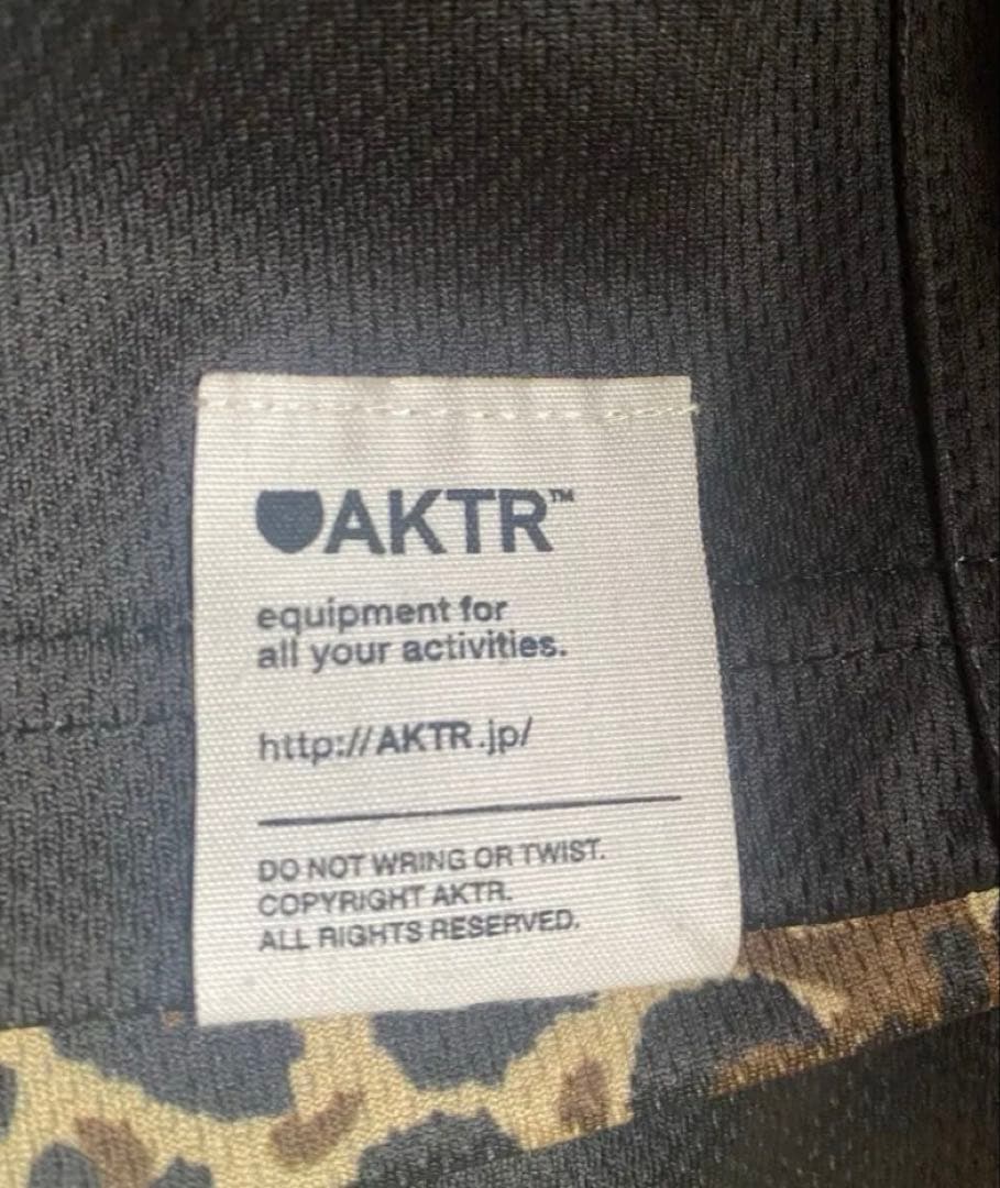 新品　AKTR GAMEWEAR TOPS Winiche&Co.LEOPARD