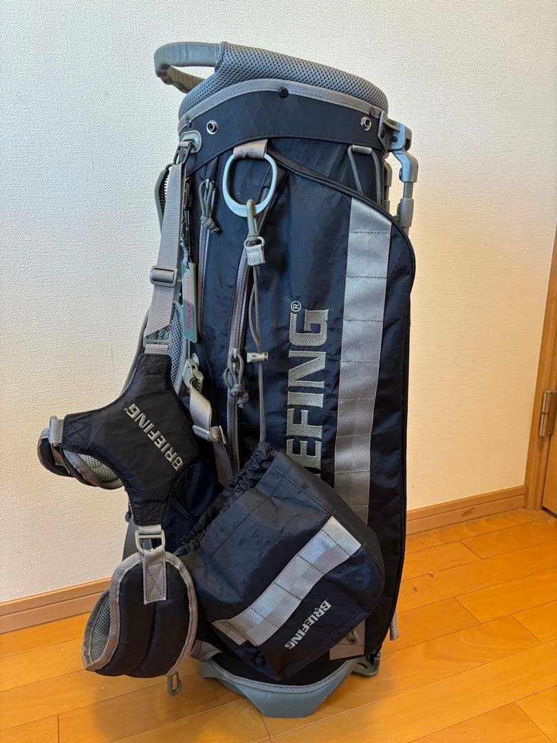 BRIEFING キャディバッグ ブラック/グレー アイアンカバーセット