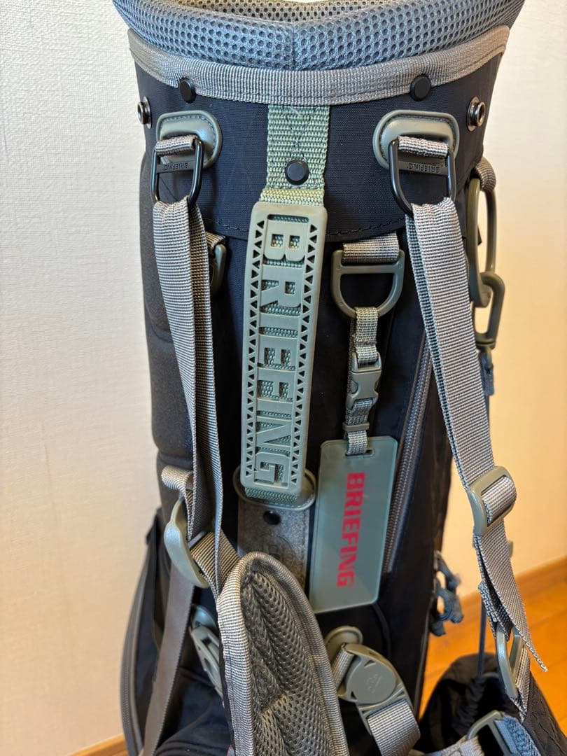 BRIEFING キャディバッグ ブラック/グレー アイアンカバーセット