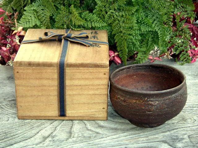 ♥大変に古い　信楽　茶碗　無銘　桐箱付き　骨董品