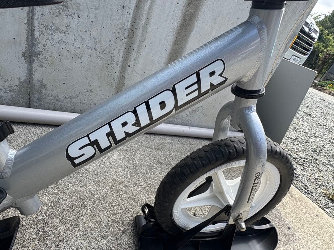 STRIDER ストライダー　プロ　スノーアタッチメント　スタンド付き